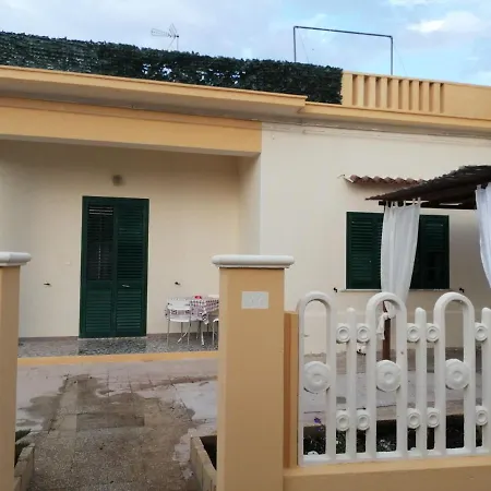 Casa Mattia Διαμέρισμα Gagliano del Capo